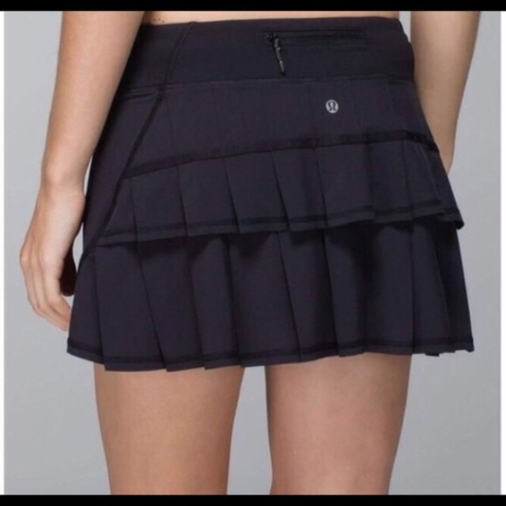 Lululemon Pace Setter Skirt Sz 8 Reg Black